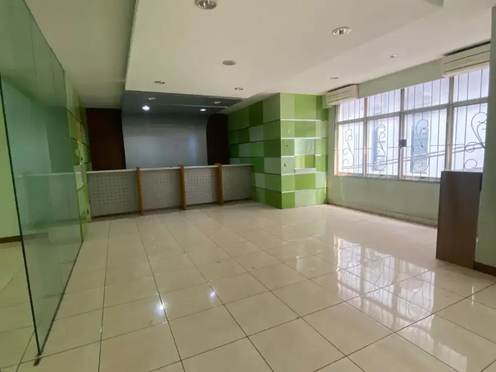 Disewakan Ruko Gandeng di Mutiara Taman Palem