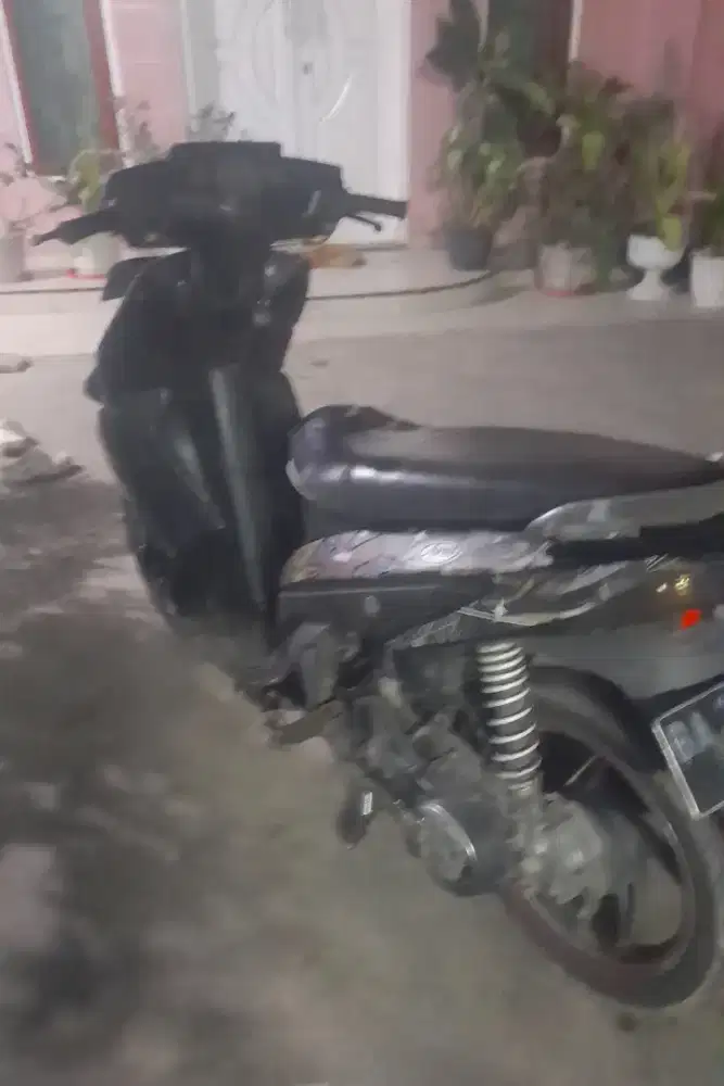 Honda Vario 110 tahun 2011    4jt250rb nego