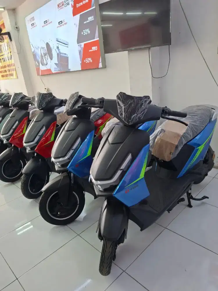 UWINFLY T78B SEPEDA LISTRIK SAT SET