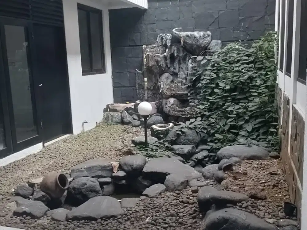 DISEWAKAN RUMAH PONDOK INDAH DENGAN KOLAM RENANG INDOOR!