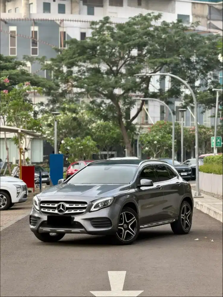 CASH Mercedes-Benz GLA200 AMG PANORAMIC 2018 Good Condition