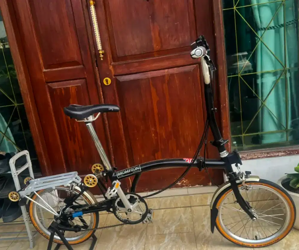 Sepeda Brompton C-Line Explore (M6R) Black Edition