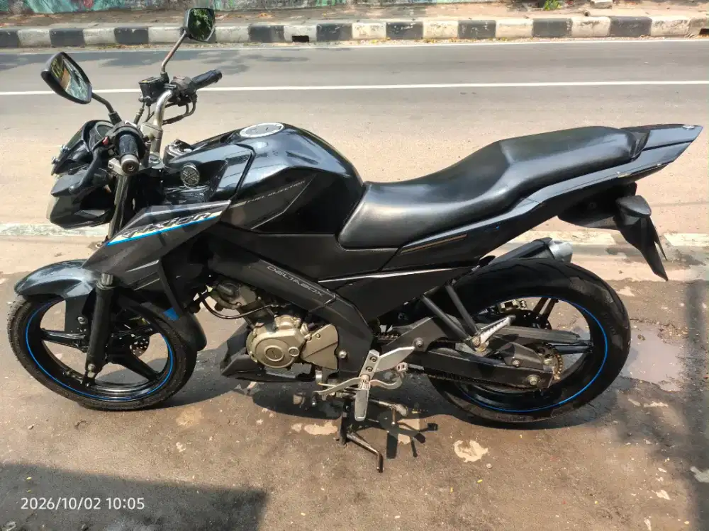 Jual motor yamaha vixion tahun 2015