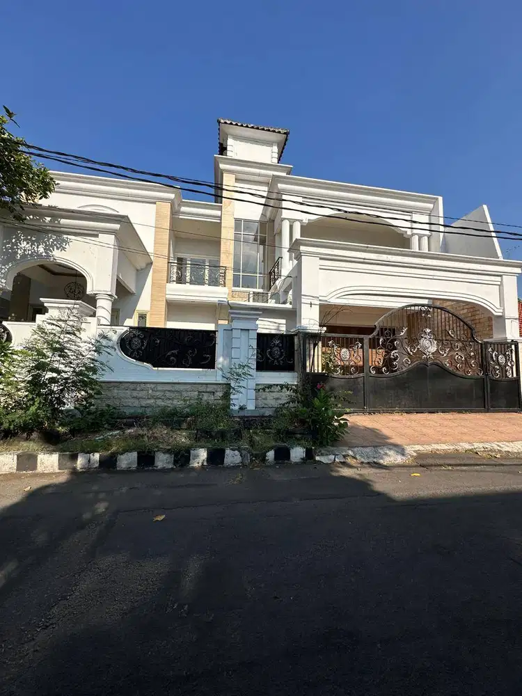 Dijual Rumah  Mewah New Gress Cokroaminoto Furnish Premium Surabaya
