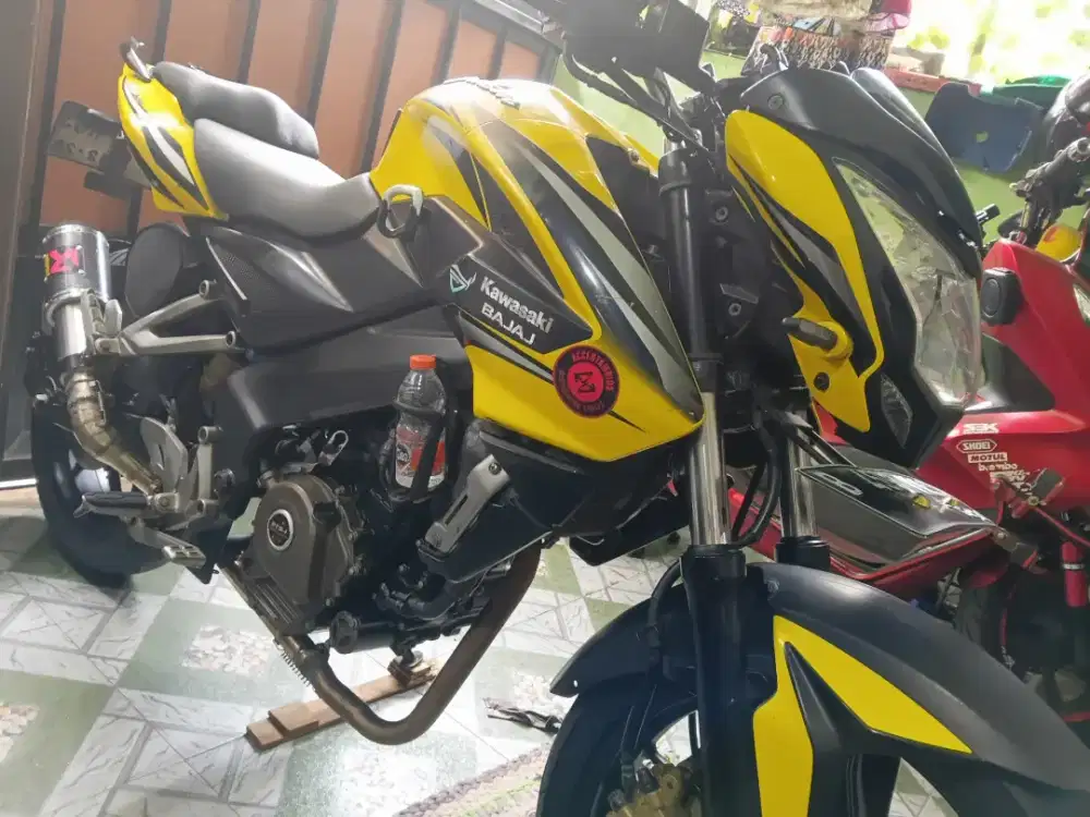 Jual cepat ! Kawasaki 200cc  pulsar (lemited edition)