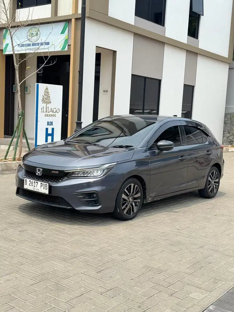 HONDA CITY HATCHBACK  RS CVT MATIC 2021 GREY GANJIL KM LOW SIAP PAKAI