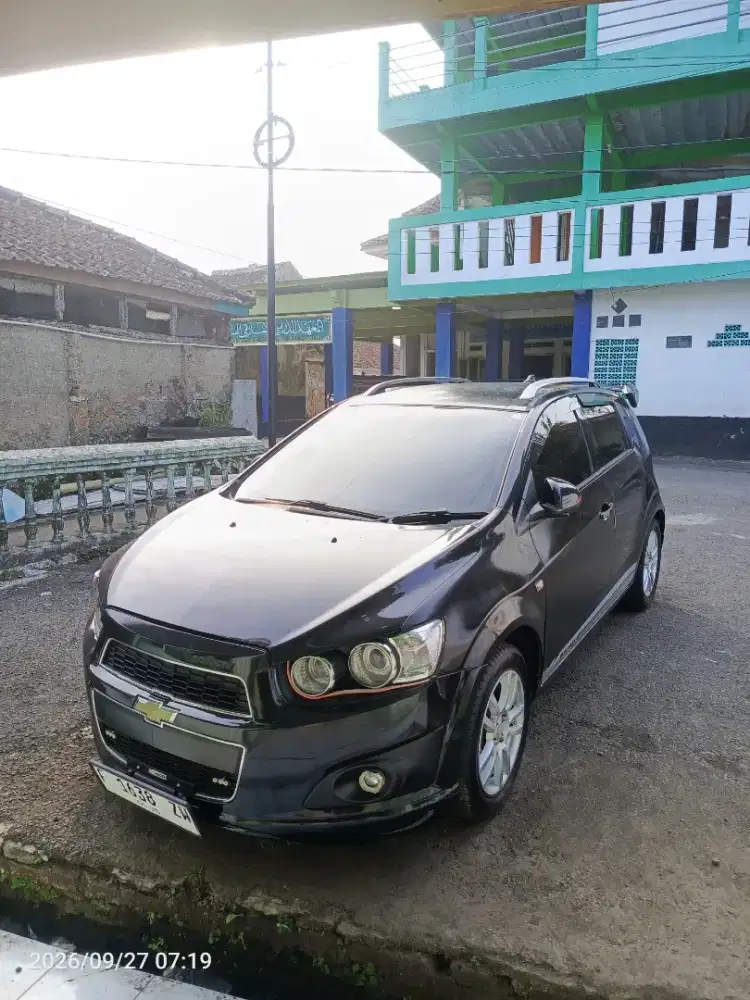 Aveo sonic 2012 AT