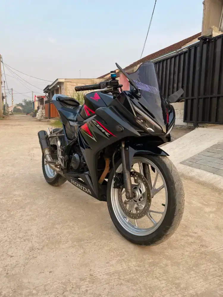 Jual CBR 150 2018