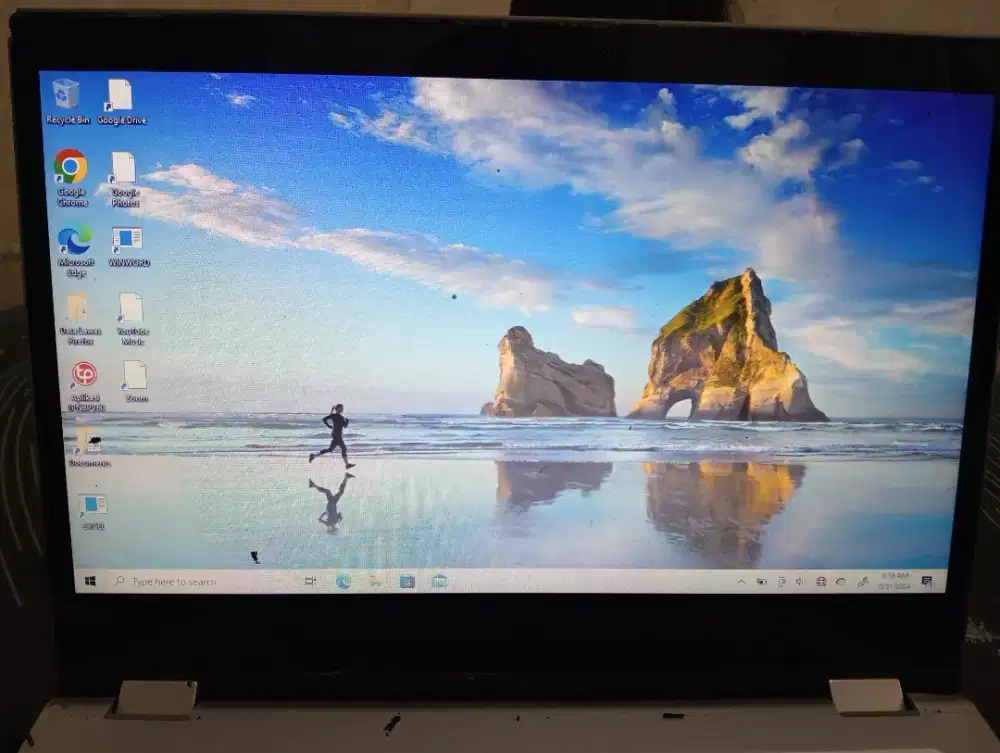 Dijual laptop lenovo yoga 520