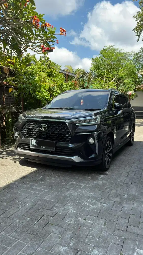 Toyota Veloz Q TSS 2021 hitam
