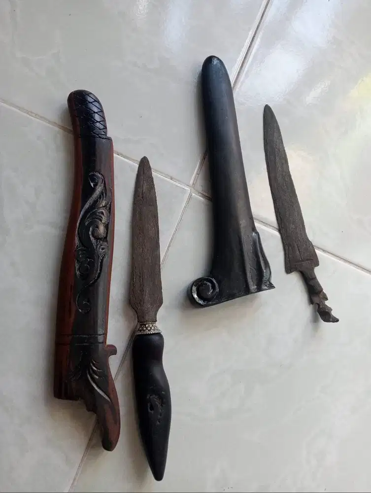 Di Alih Rawatkan / Di srikawinkan dg Mahar