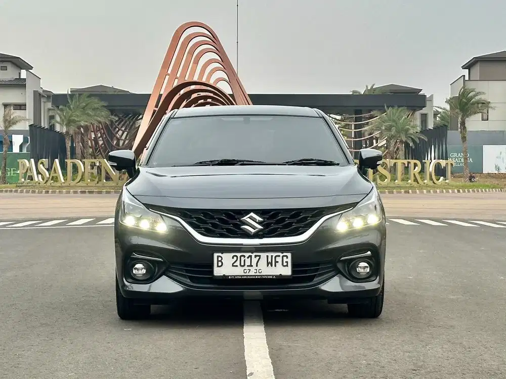 SUZUKI BALENO hatchback 2025 ( LOW KM)