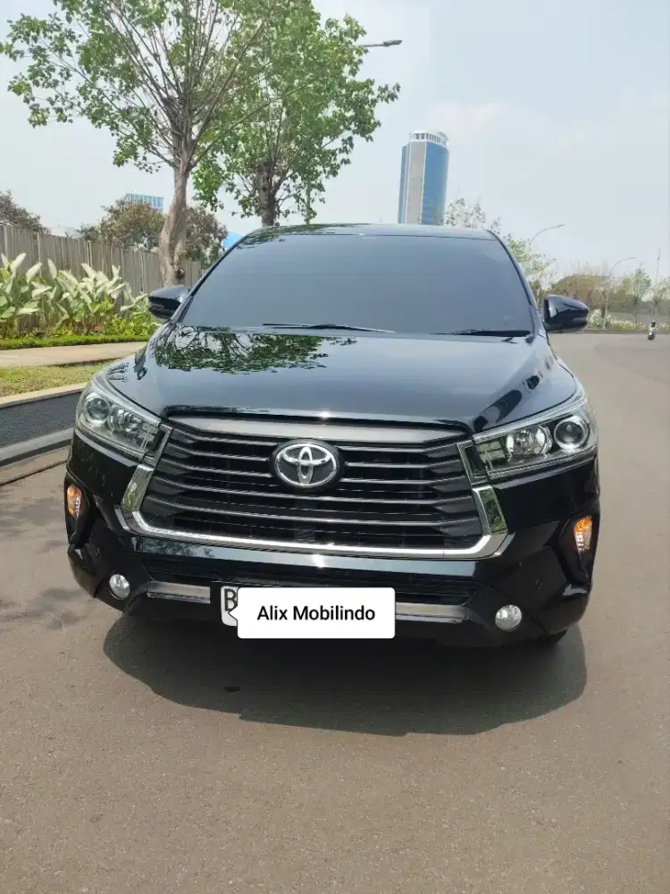 TOYOTA INNOVA 2.0 V Facelift 2019