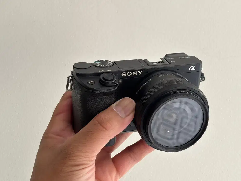 Sony A6300 + kit lens 16-50