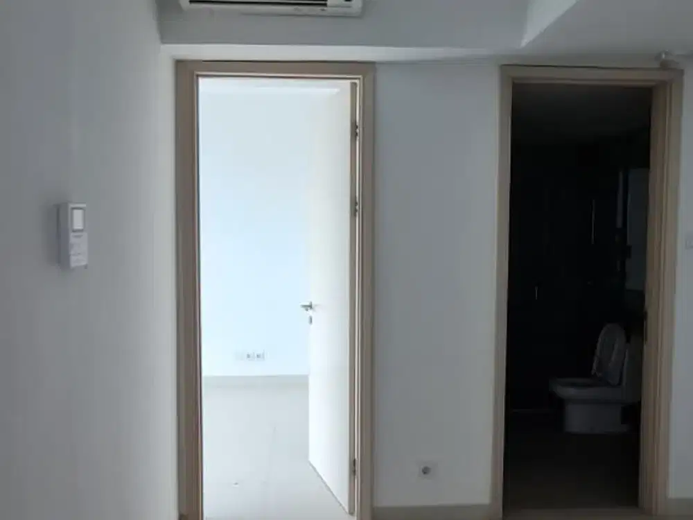 BUTUH JUAL CEPAT  APARTEMEN LA RIZ CONNECTING MALL , Lantai 8