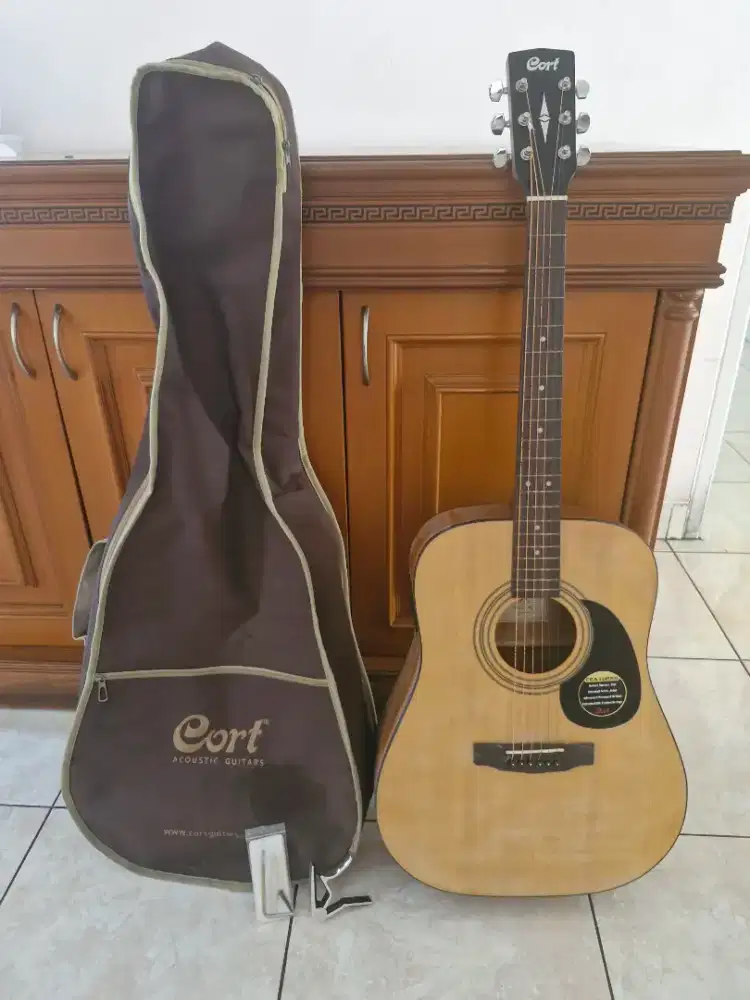 Jual gitar akuistik