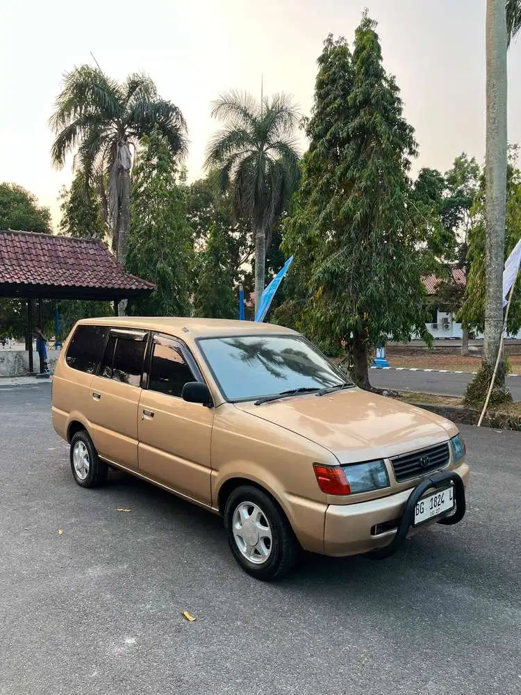 Toyota Kijang 1999 Bensin