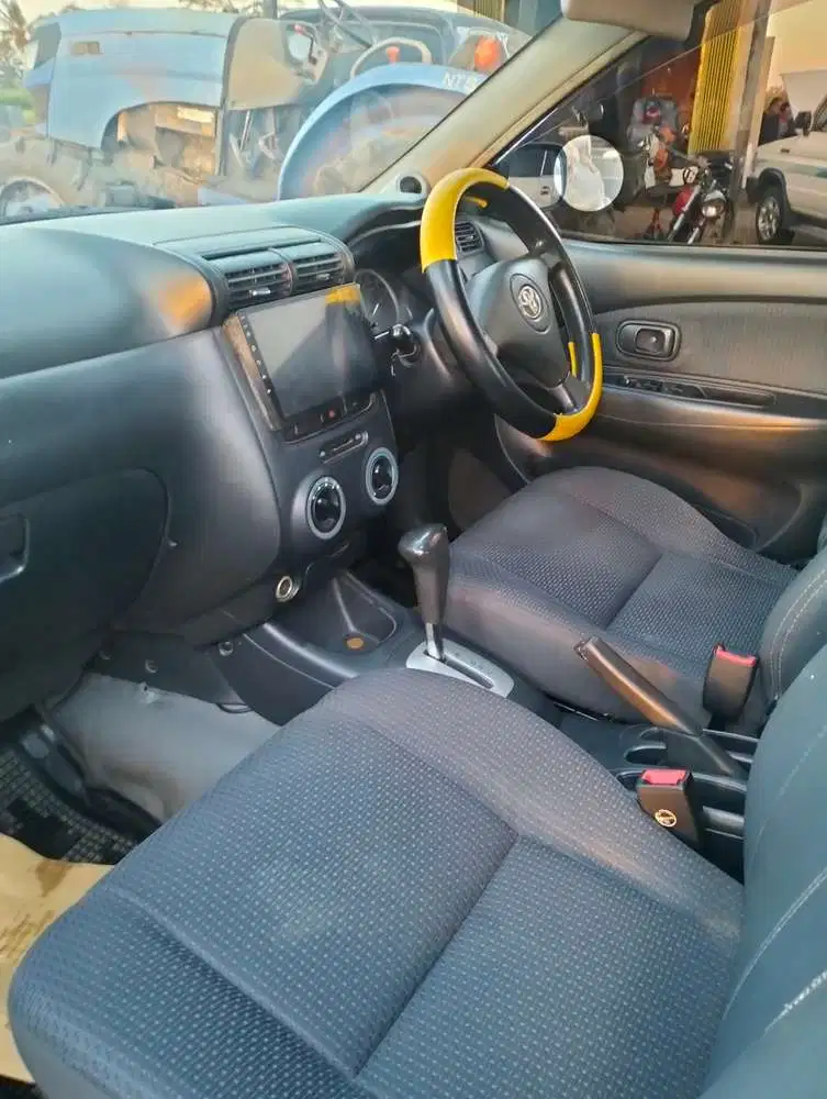 Toyota Avanza 2005 Bensin