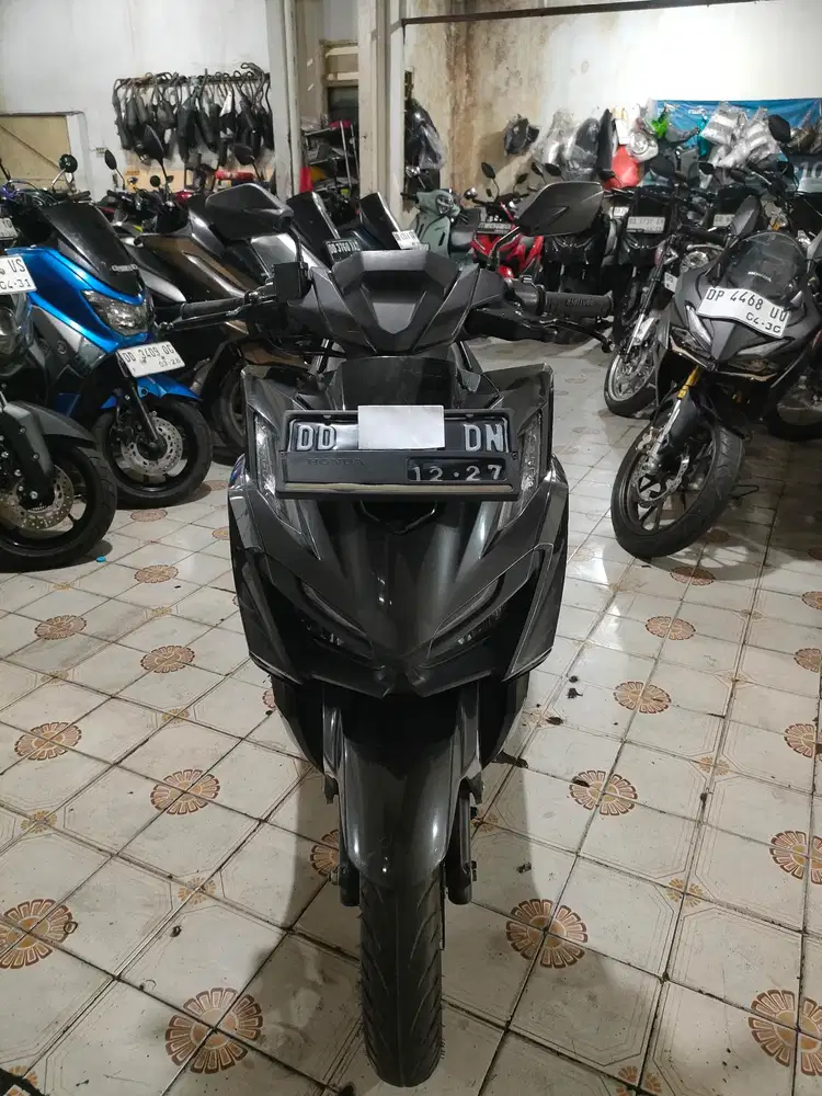Honda Vario cbs 160cc 2022 Hitam