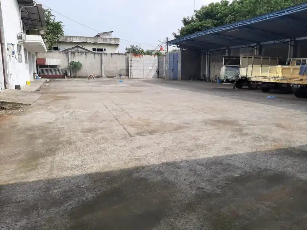 Dijual Cepat Gudang Sangat Luas di Pondok Bambu Jakarta Timur