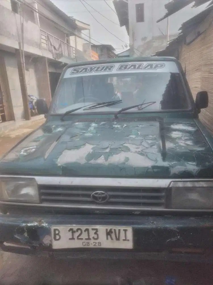 Toyota Kijang 1986 Bensin