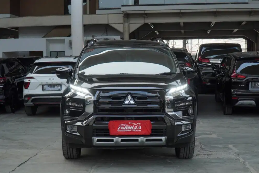 Mitsubhisi Xpander cross premium 1.5 AT 2024 Hitam