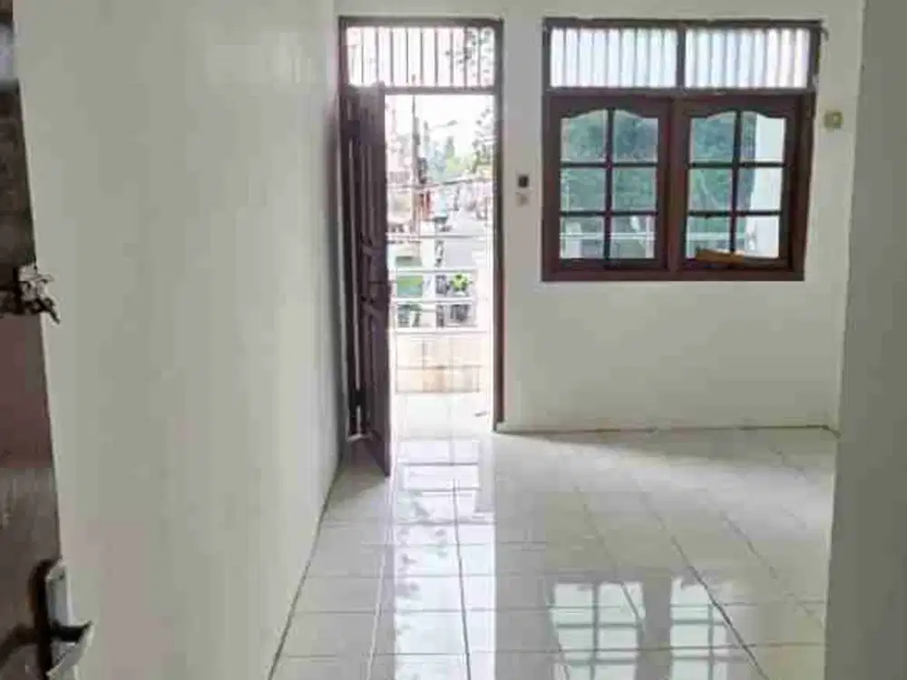Dijual Rumah Pinggir Jalan di Buaran Duren Sawit Jakarta Timur