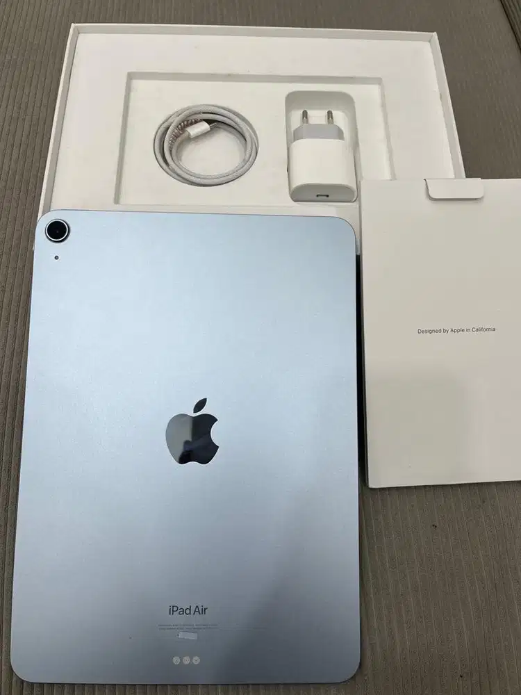 ipad air M2 128gb iBox Wfi mulus