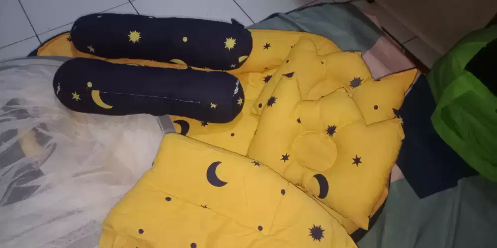 Kasur Bayi bekas masih terawat Di pake sbulan