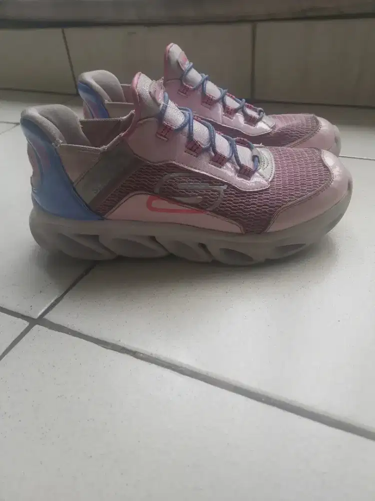 Jual sepatu skechers anak ori ukuran EUR 34+sandal panama bgs uk 32