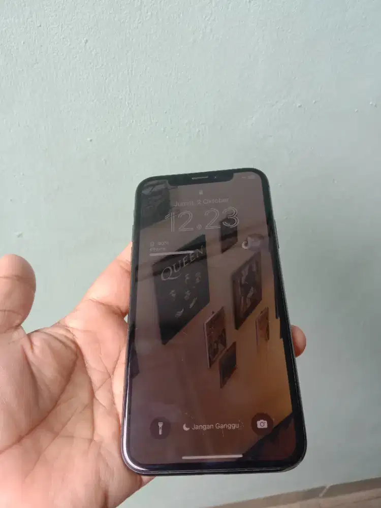 di jual iPhone x 1,8 hari ini saja 3 okt ,gercep