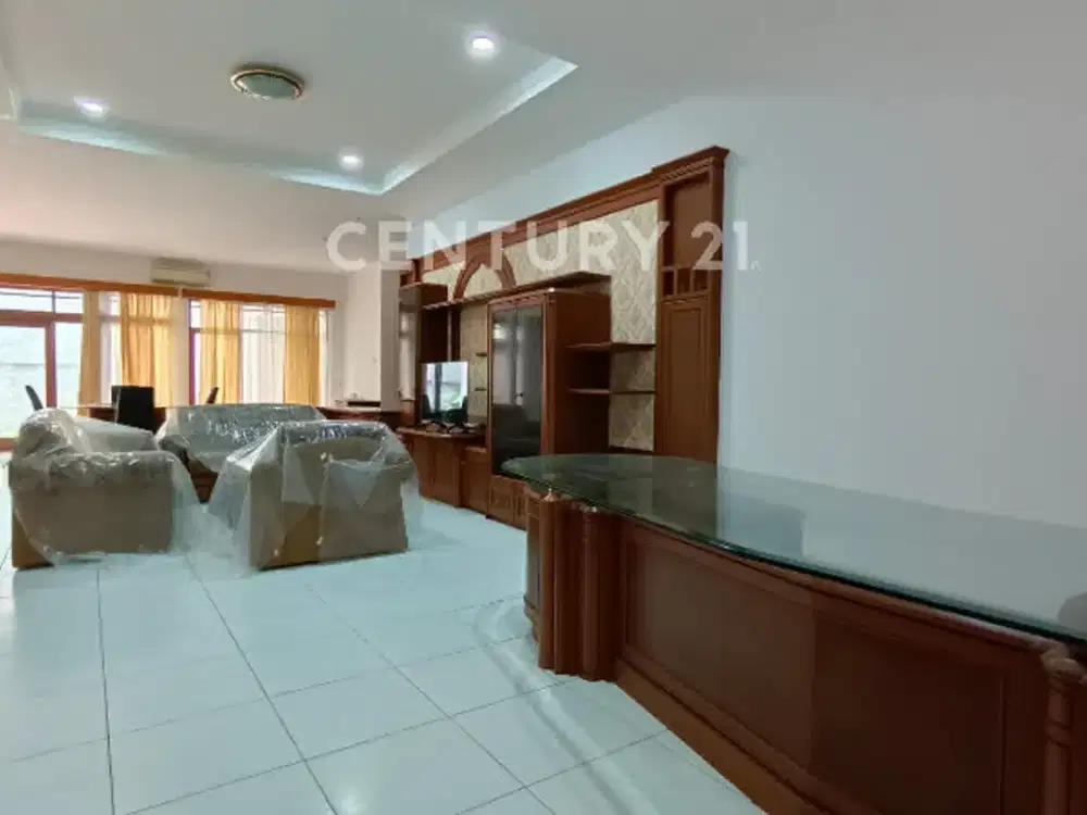 Disewakan Rumah Megah Dan Terawat Di Lingk Elit Bandung Utara