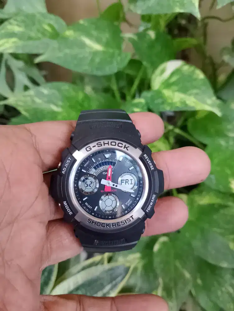 Jam casio second