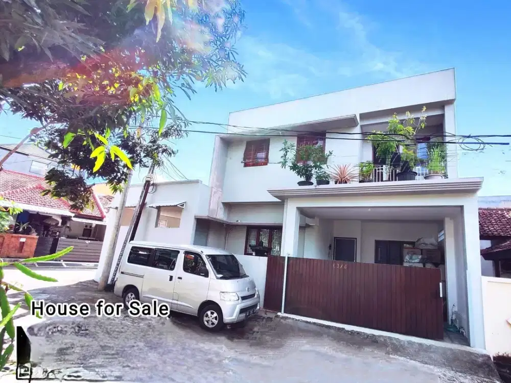 Dijual cepat rumah di area perumahan yang tenang dan nyaman