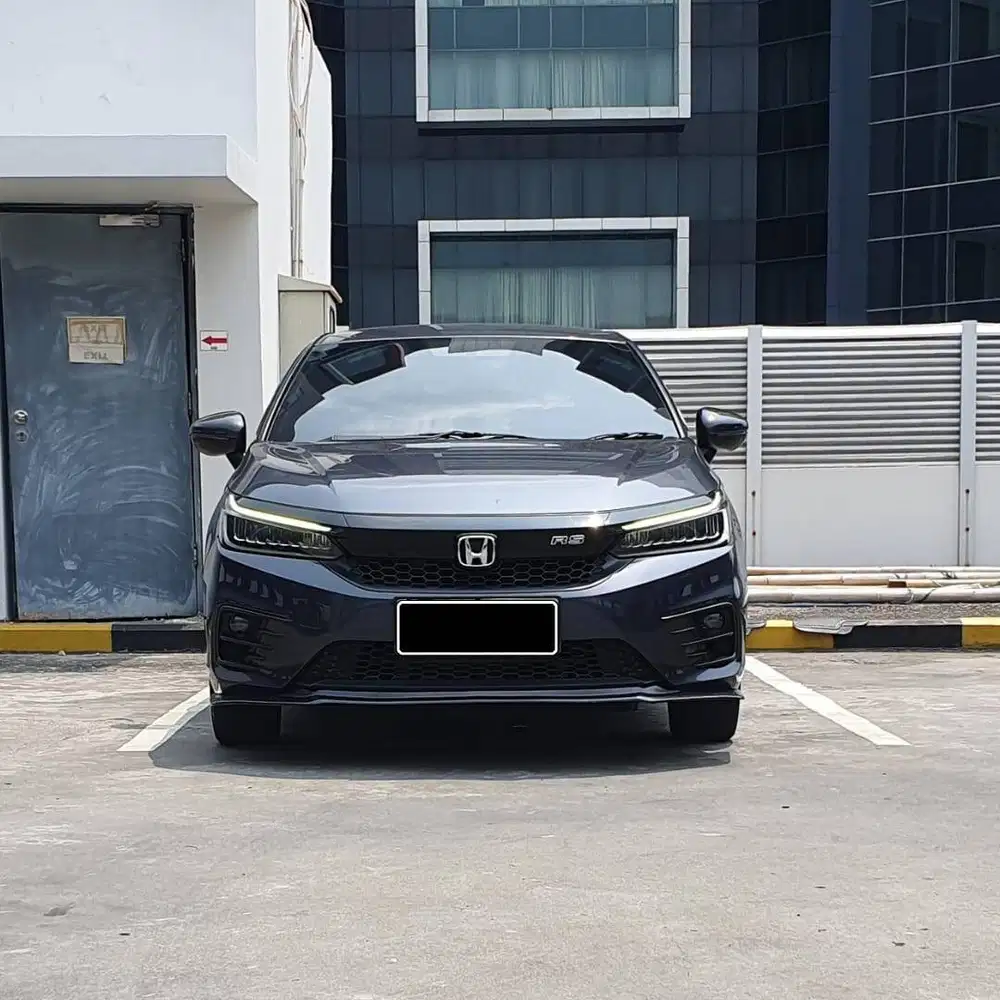 [ ANTIK LOW KM ] Honda City RS 1.5 CVT Hatchback Non Sensing 2021/2022