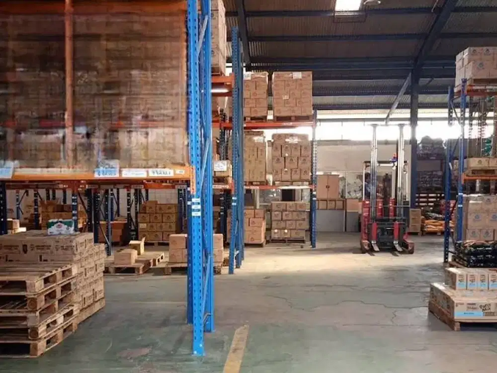 Gudang Siap Pakai LB 1100M di Pulo Gebang Jakarta Timur