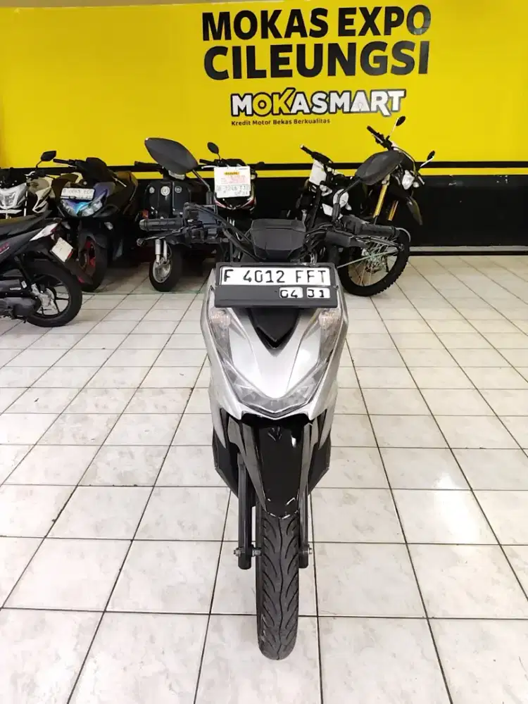 Dijual motor Honda Beat street 2021