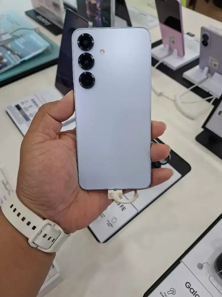 Samsung galaxy S25 basic 12/256 garansi resmi sein
