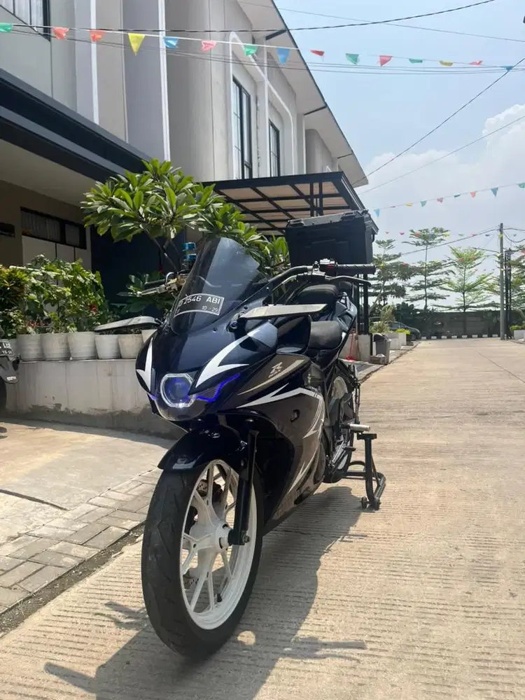 GSX 150R 2017 - TOURING STYLE