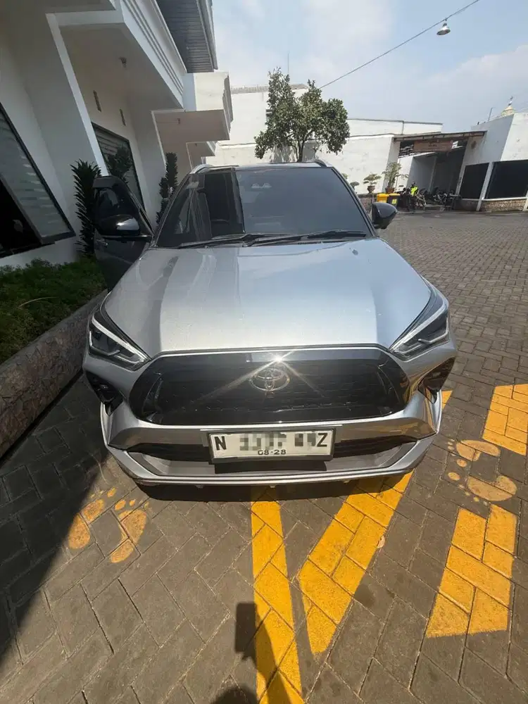Yaris Cross GR TSS Hybrid, Warna Silver DualTone Th 2023