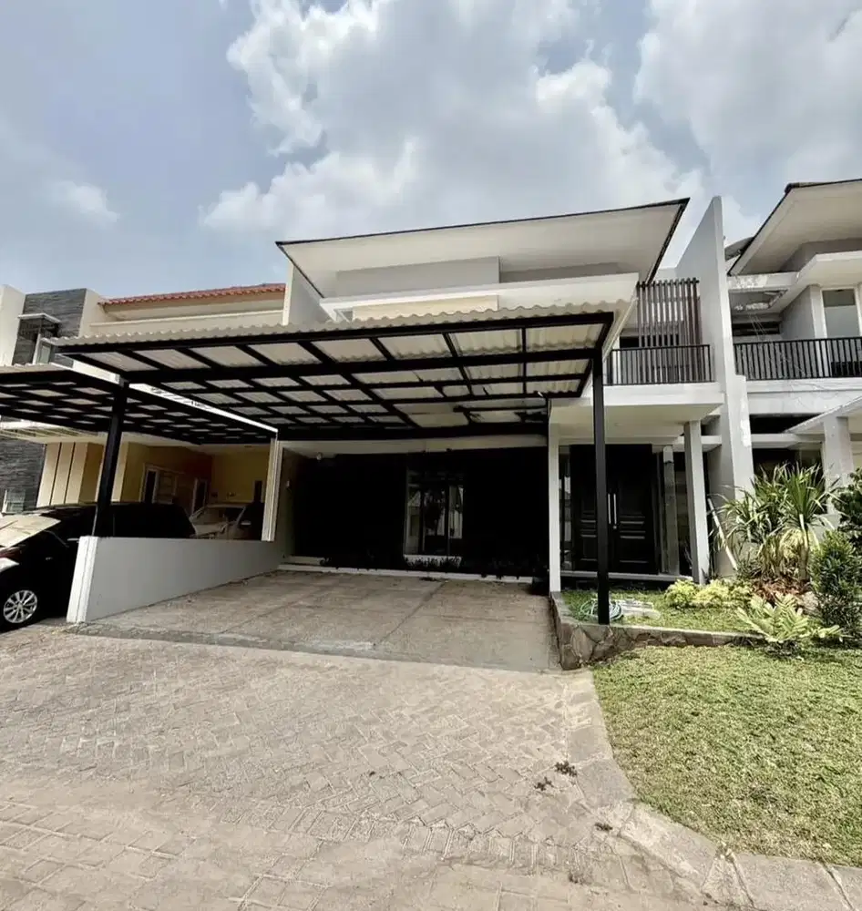 LOKASI TERDEPAN! DIJUAL RUMAH CITRALAND SOUTH EMERALD MANSION BAGUS
