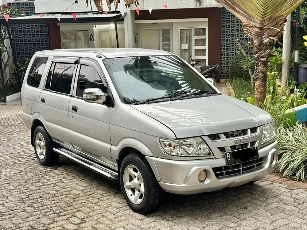 (CASH Termurah) Isuzu Panther Lm 2006 MT. Sangat Terawat