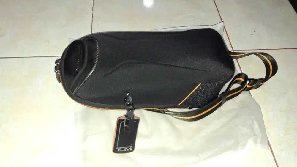 McLaren Torque sling (TUMI) original