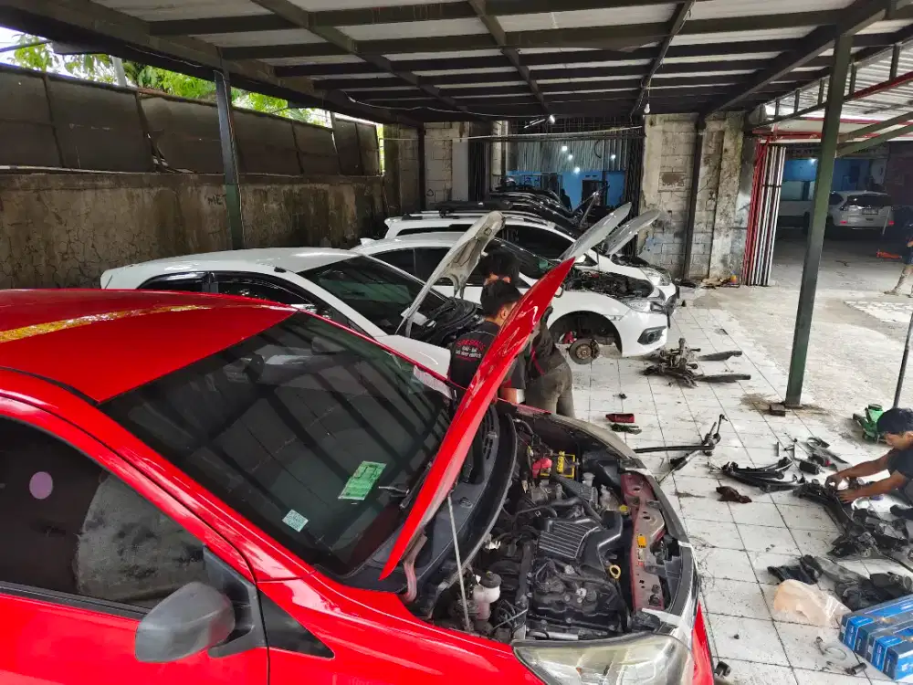 Bengkel kaki kaki dan rack steering