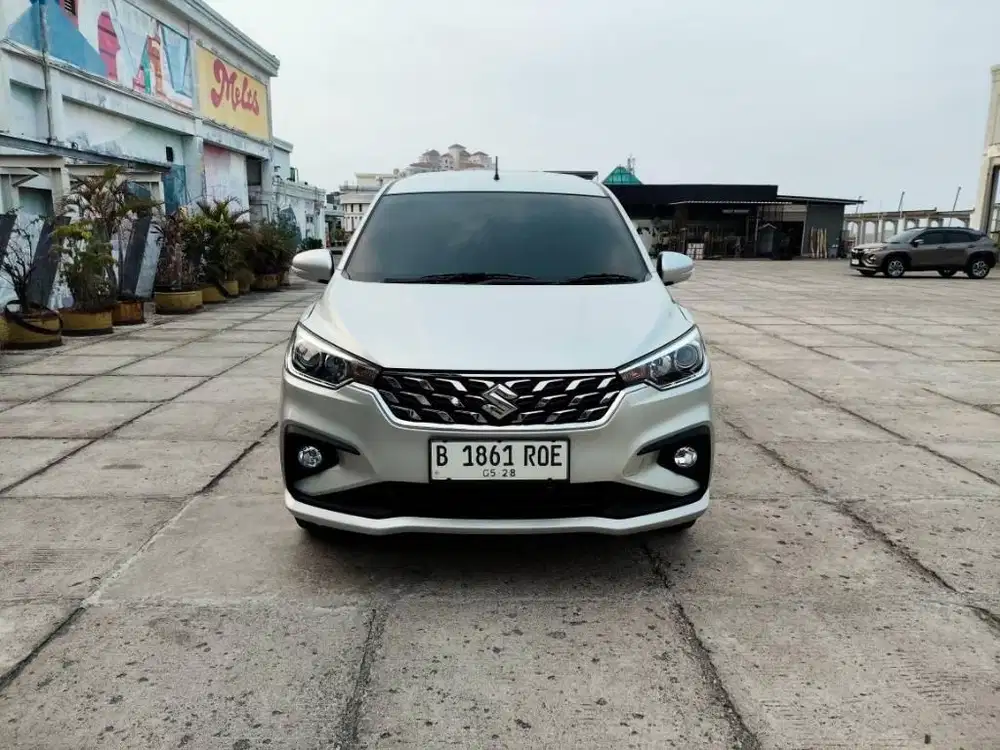 ERTIGA GX HYBRID 2023 LOW KILOMETER