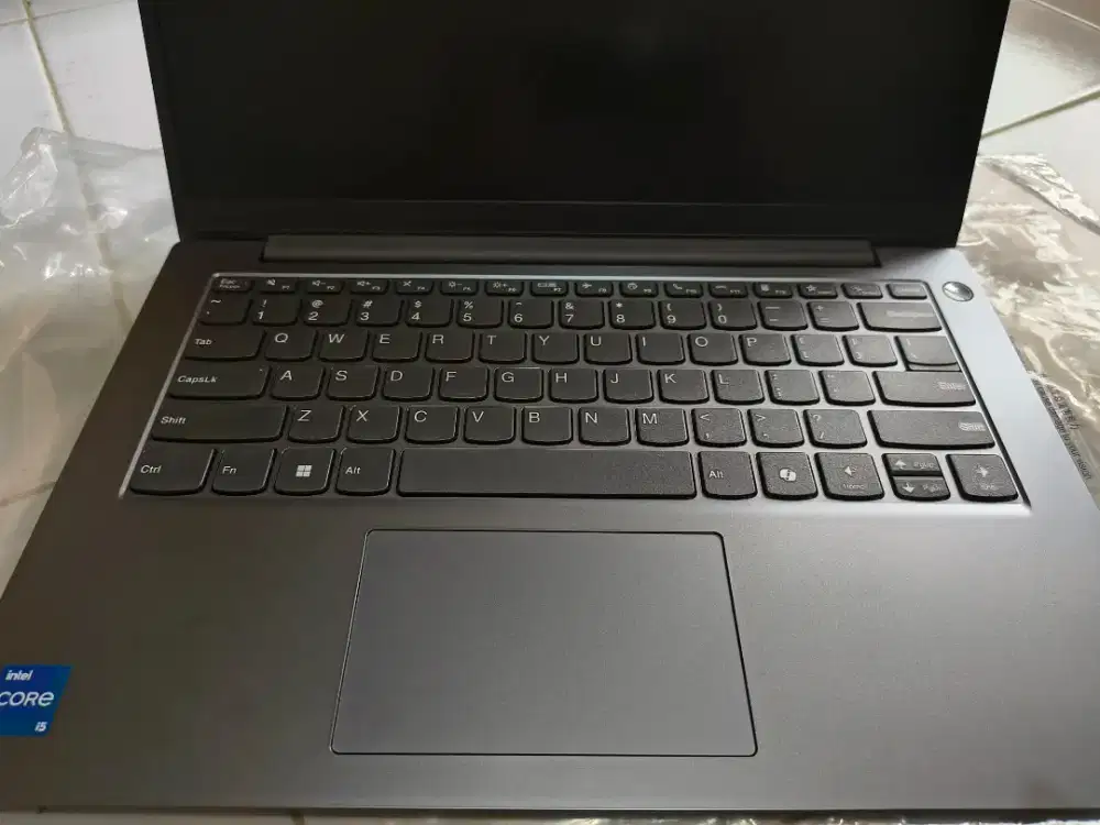 lenovo V14 G5 IRL
