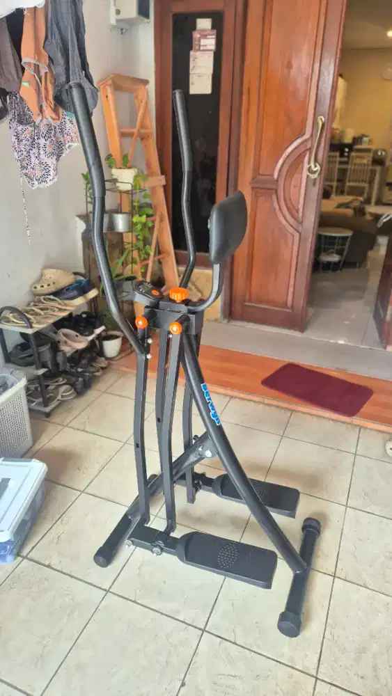 Alat fitness Kinetic Air Walker