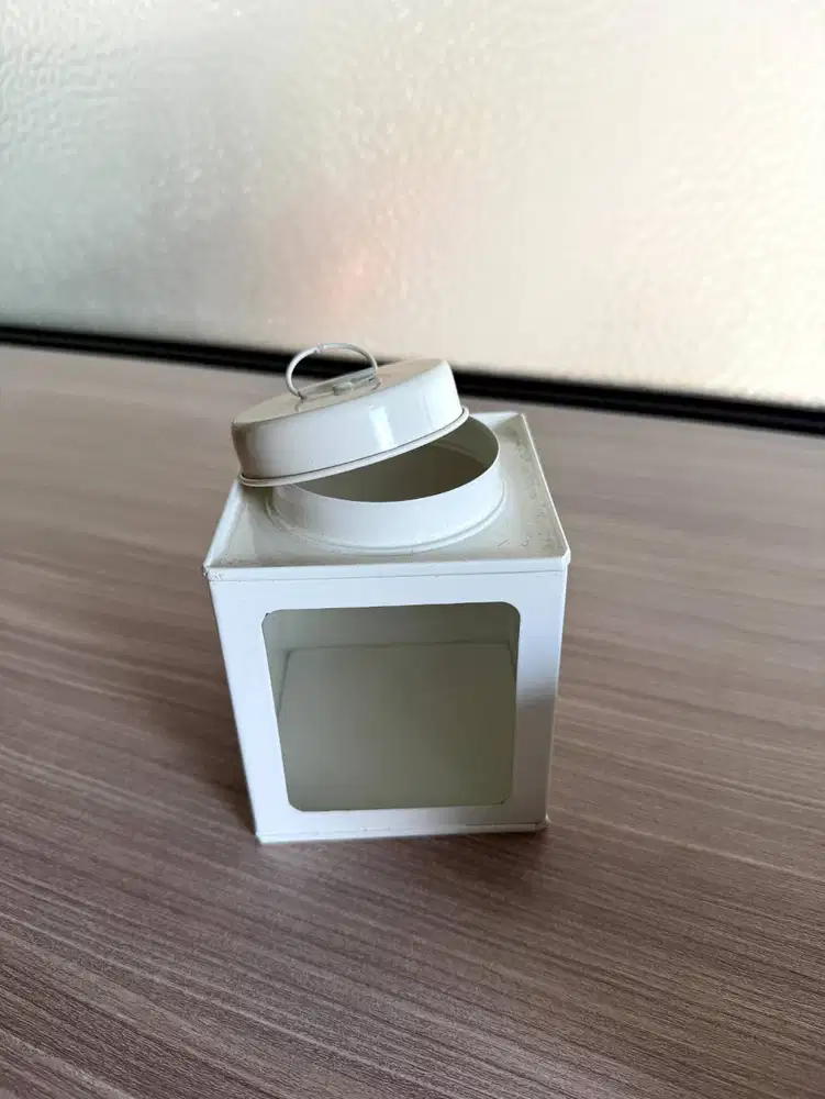 Toples Kaleng Vintage Putih / Wadah Penyimpanan Jendela Transparan