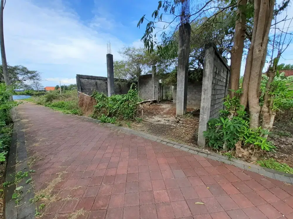 TURUN HARGA KHUSUS MINGGU INI!   DIJUAL TANAH KOSONG + BONUS PONDASI BANGUNAN 2 LANTAI