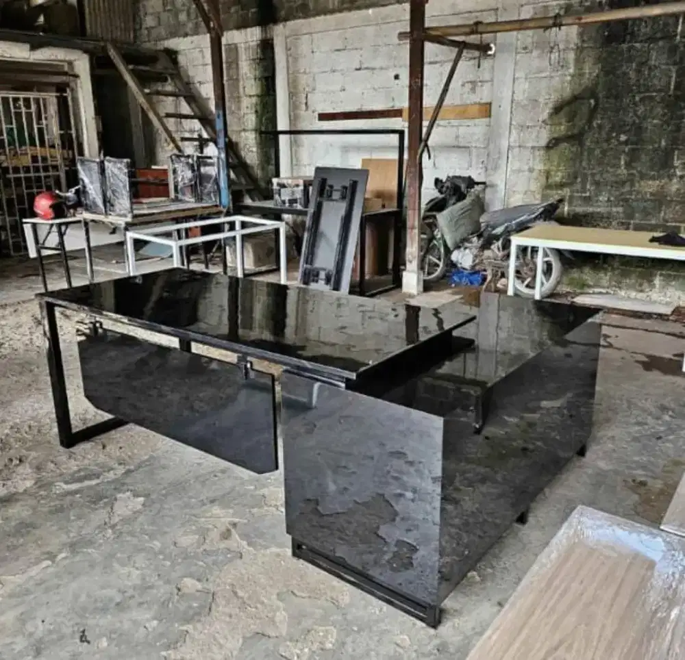 Dicari serabutan ataupun yang udah jago las kayu furniture hplan